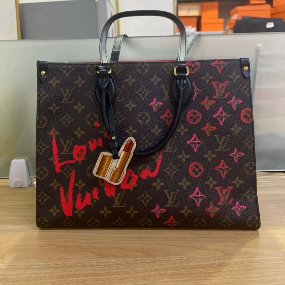 Louis Vuitton Women Pre-Loved Bag Very Good Condition
